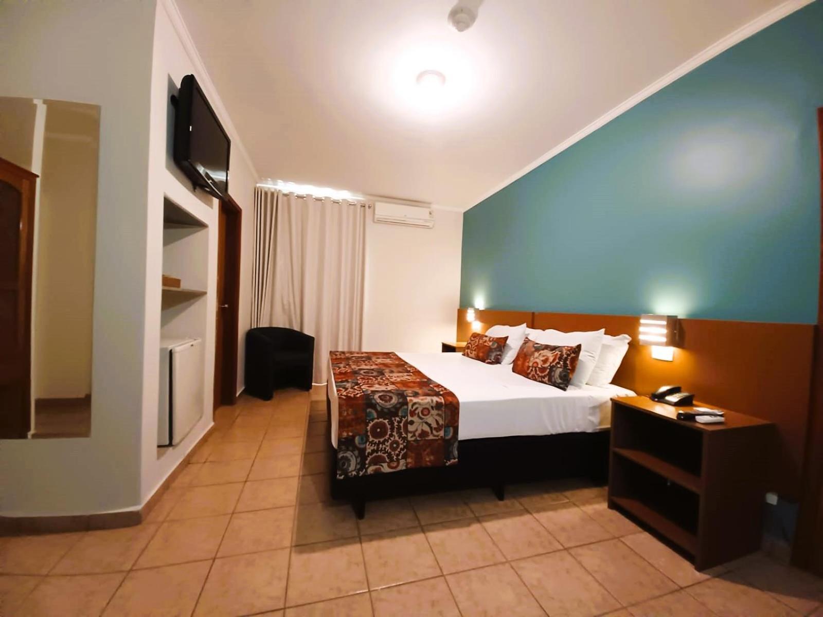 Hotel Riviera Aracatuba  Bagian luar foto