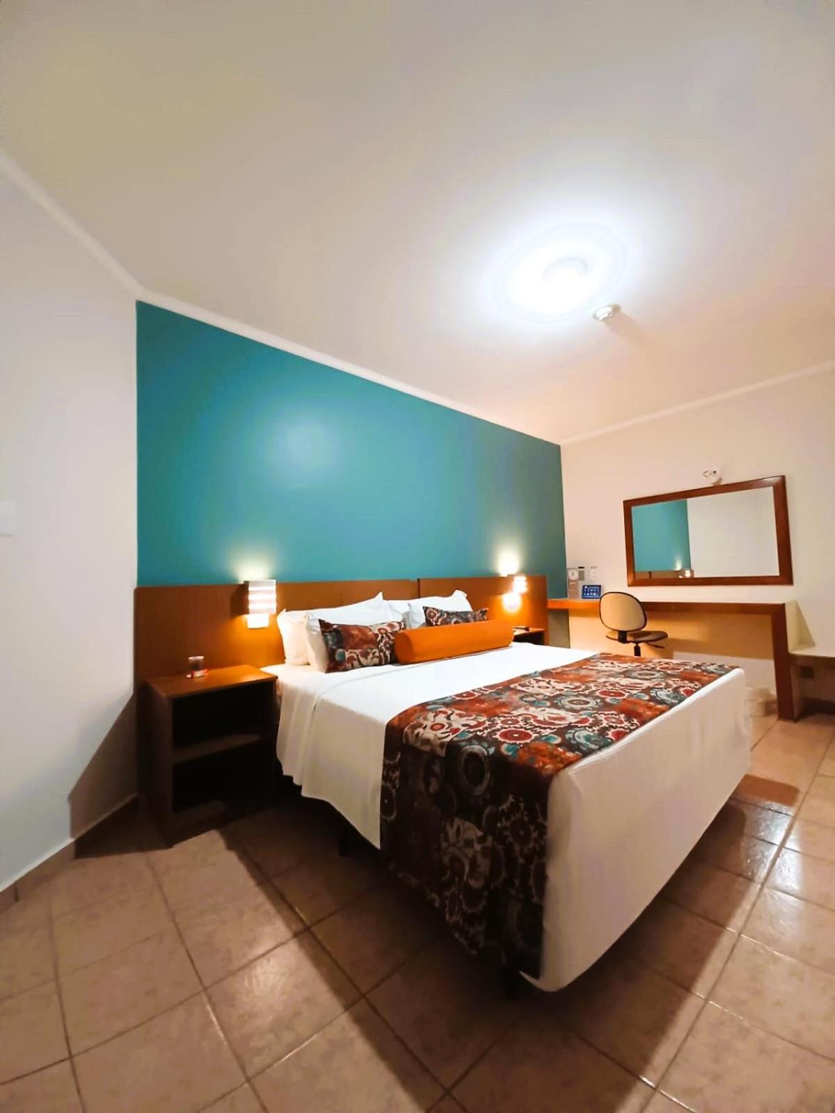 Hotel Riviera Aracatuba  Bagian luar foto
